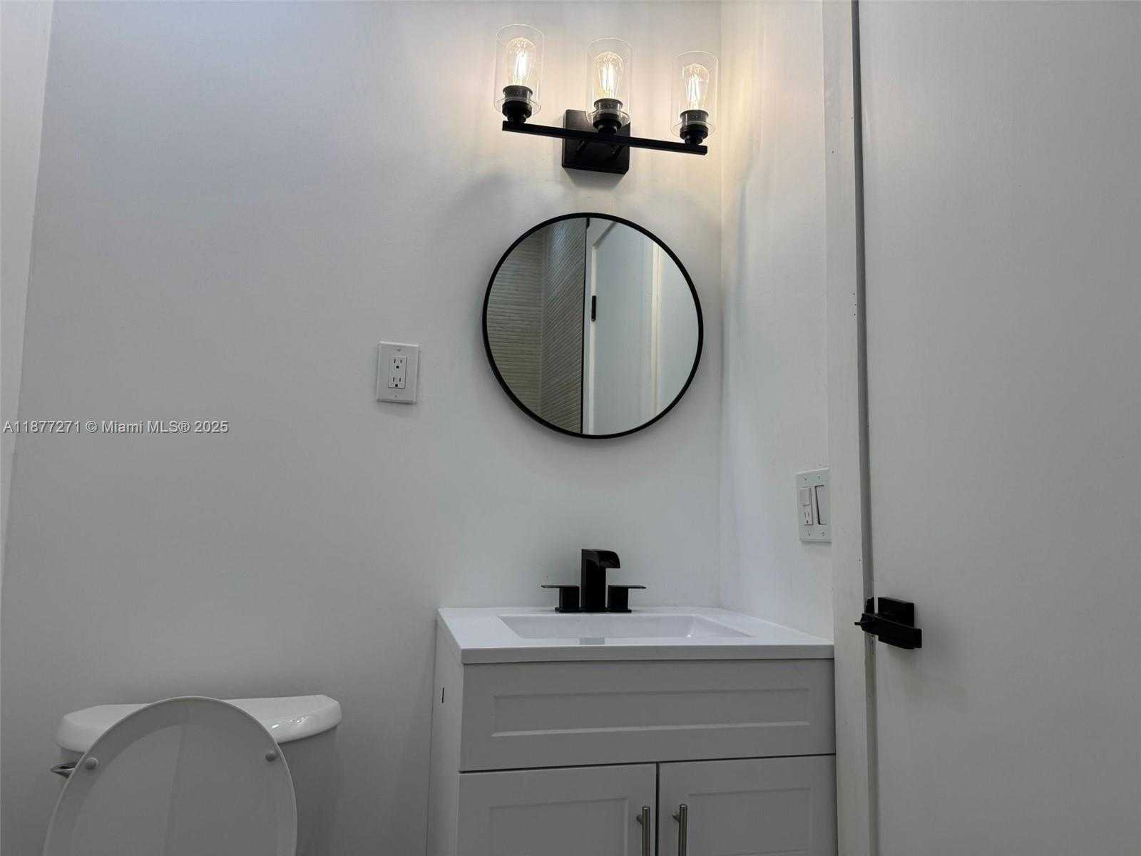 Small Image of 370 NORTH WEST 43RD AVE, Plantation Number 14