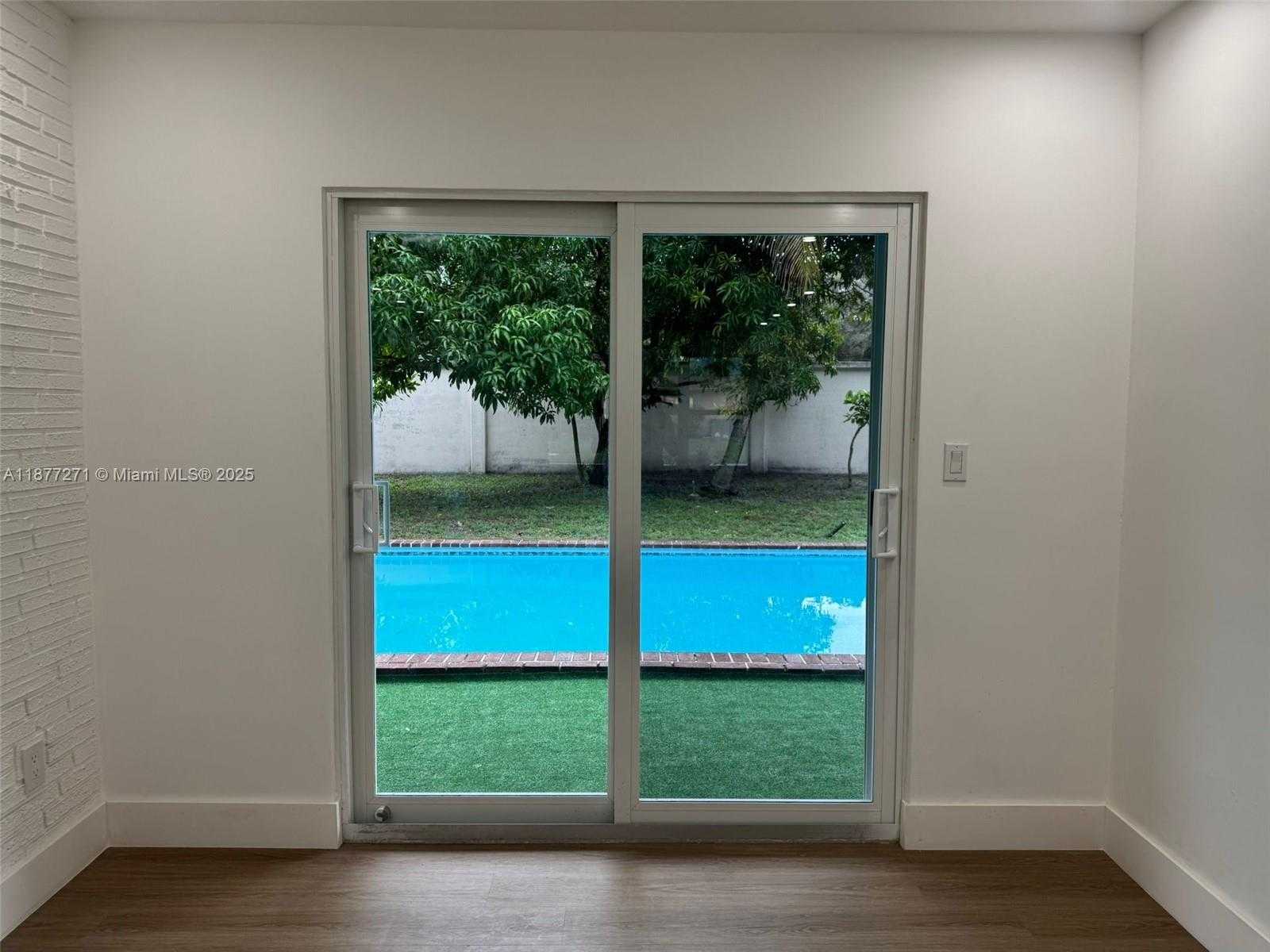 Small Image of 370 NORTH WEST 43RD AVE, Plantation Number 16