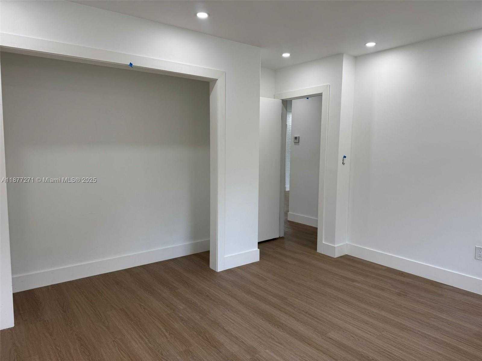 Small Image of 370 NORTH WEST 43RD AVE, Plantation Number 6
