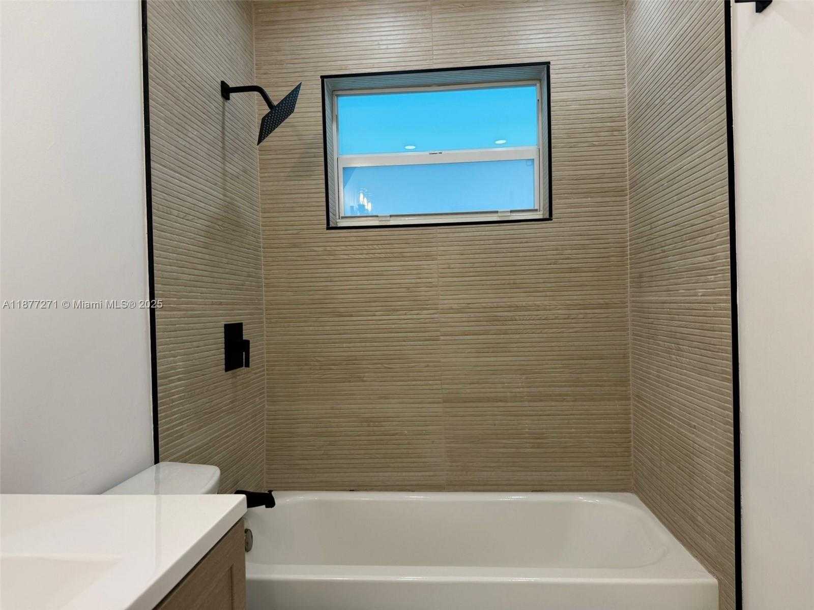 Small Image of 370 NORTH WEST 43RD AVE, Plantation Number 9