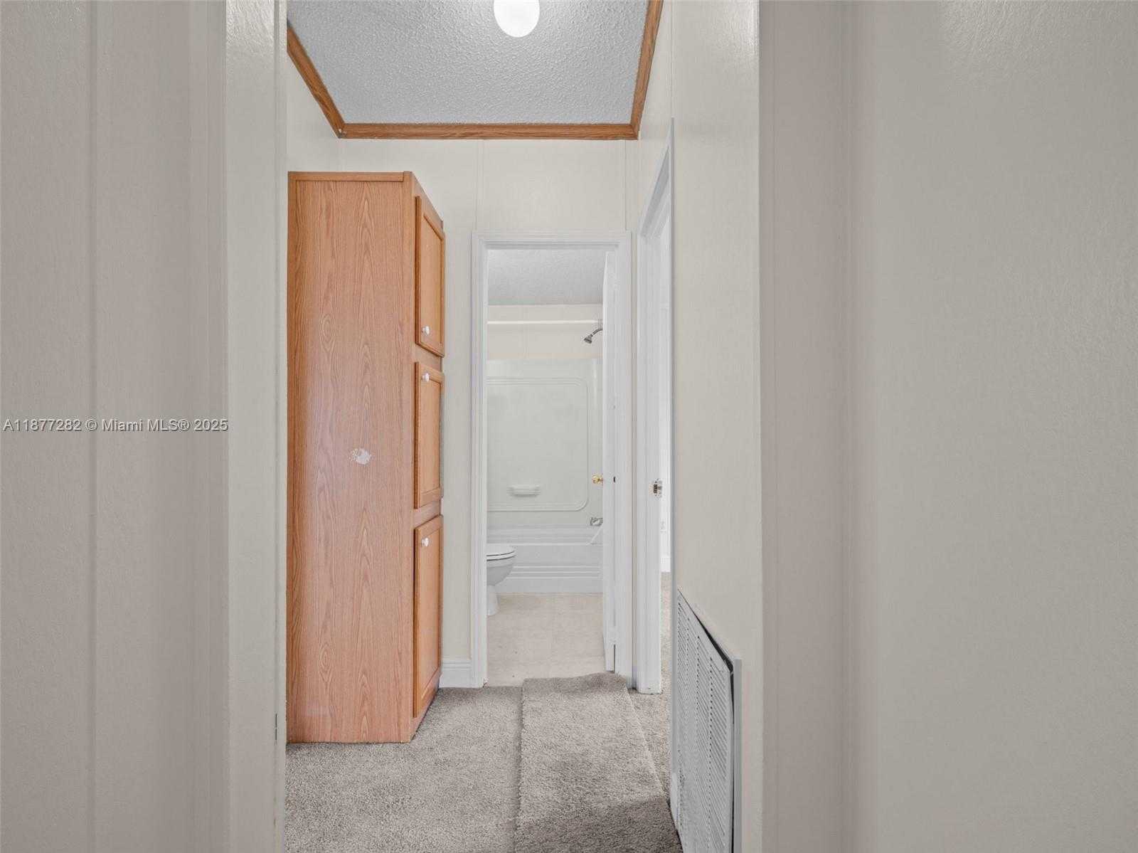 Small Image of 220 NORTH EAST 12TH AVE LOT 150, Homestead Number 27