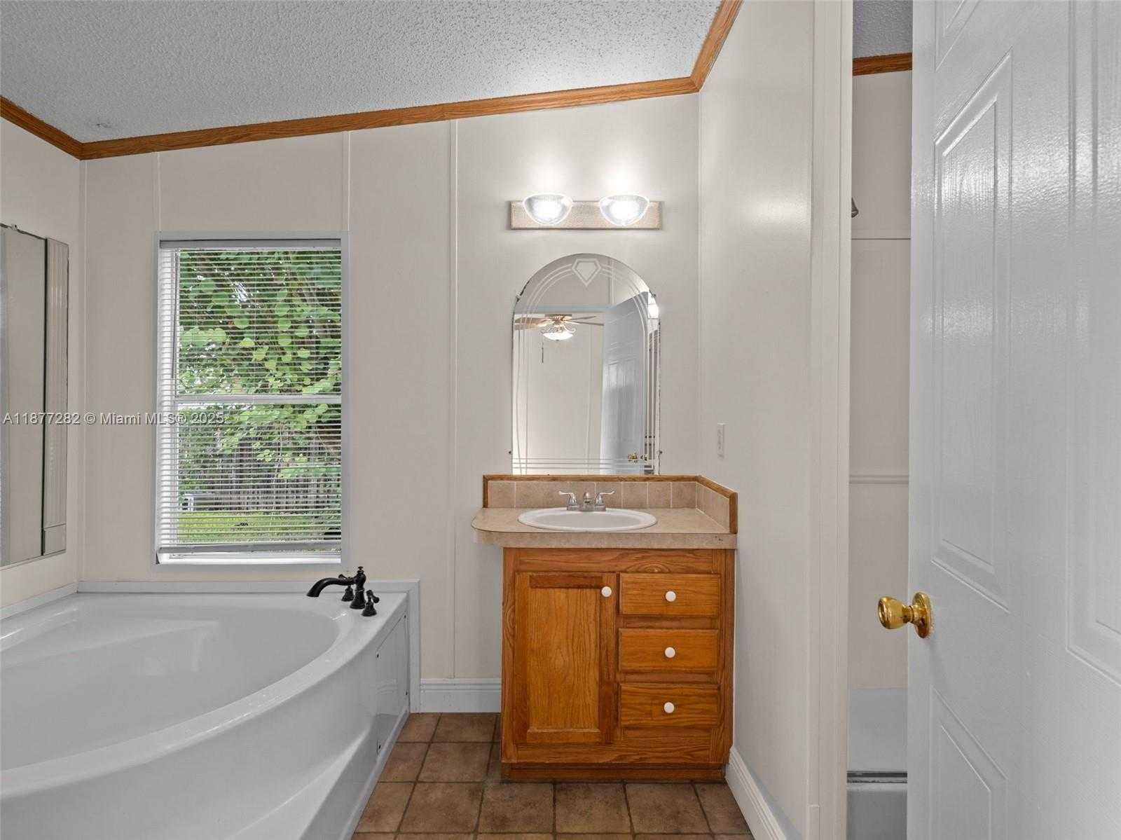 Small Image of 220 NORTH EAST 12TH AVE LOT 150, Homestead Number 30