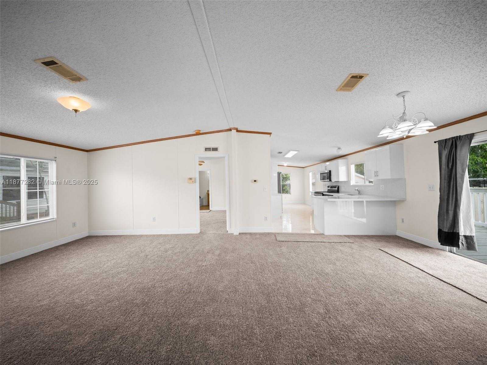 Small Image of 220 NORTH EAST 12TH AVE LOT 150, Homestead Number 7