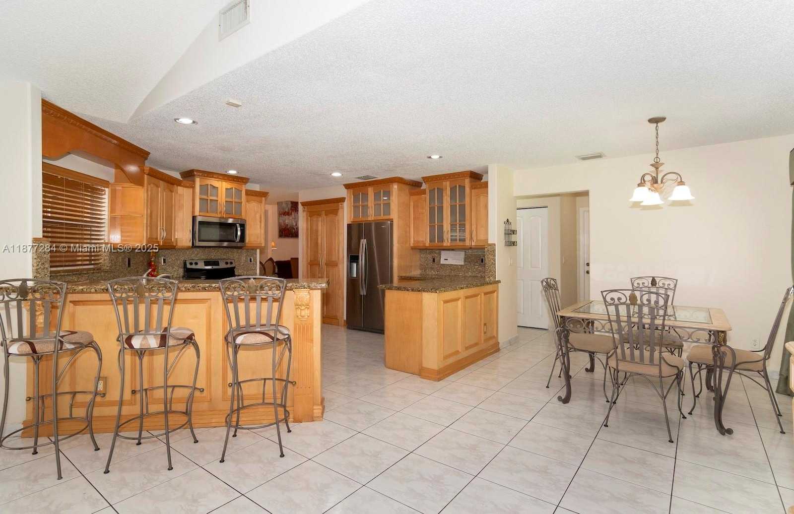 Small Image of 2293 SOUTH WEST 182ND WAY, Miramar Number 13