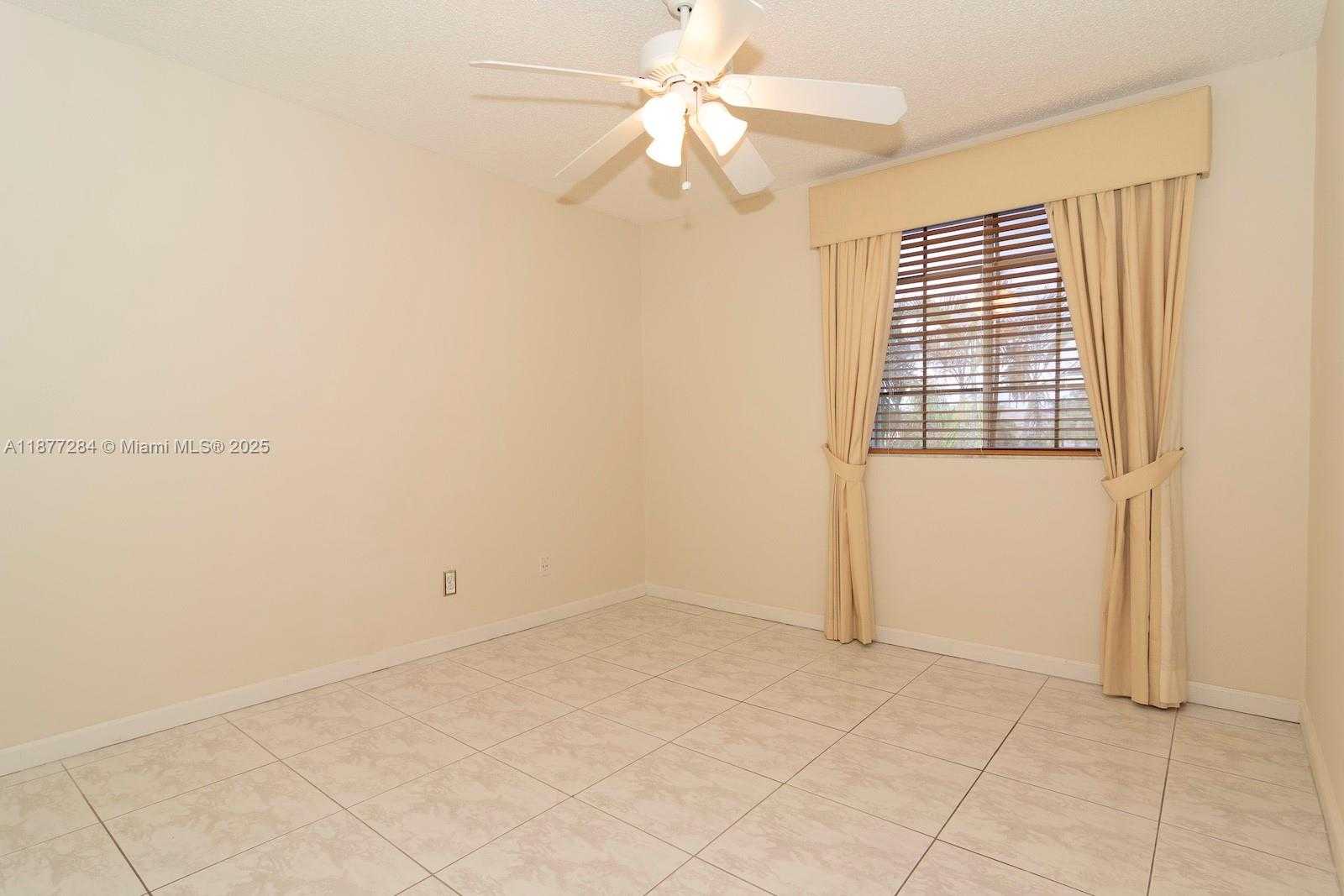 Small Image of 2293 SOUTH WEST 182ND WAY, Miramar Number 34