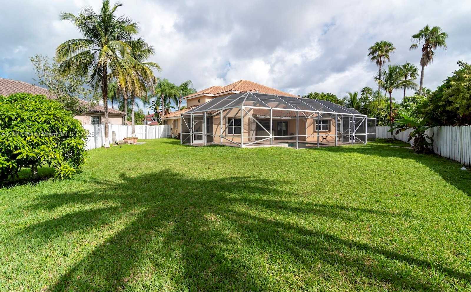 Small Image of 2293 SOUTH WEST 182ND WAY, Miramar Number 39