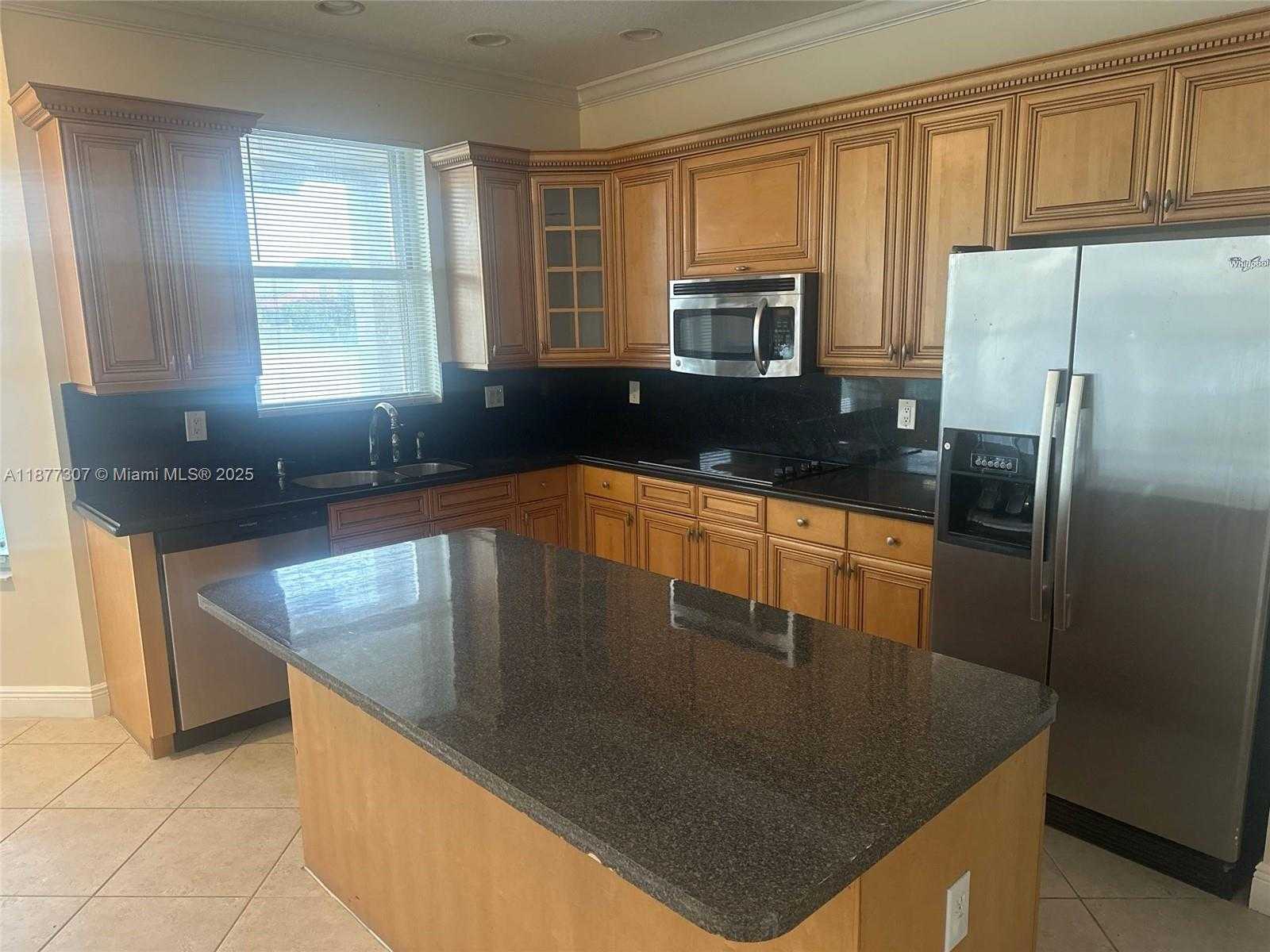 Small Image of 5042 SOUTH WEST 164TH AVE, Miramar Number 2