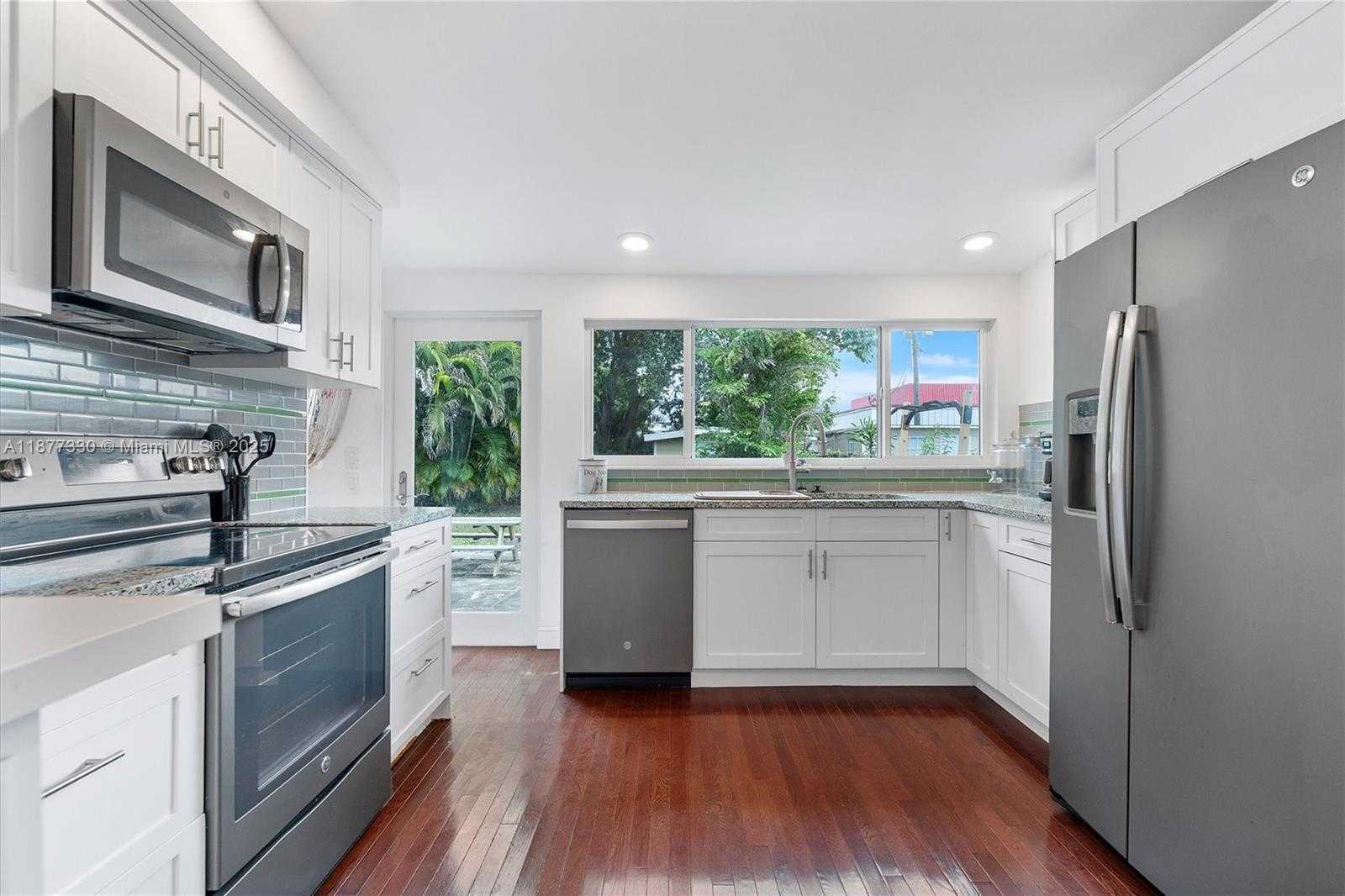 Small Image of 660 NORTH EAST 32ND ST, Oakland Park Number 4