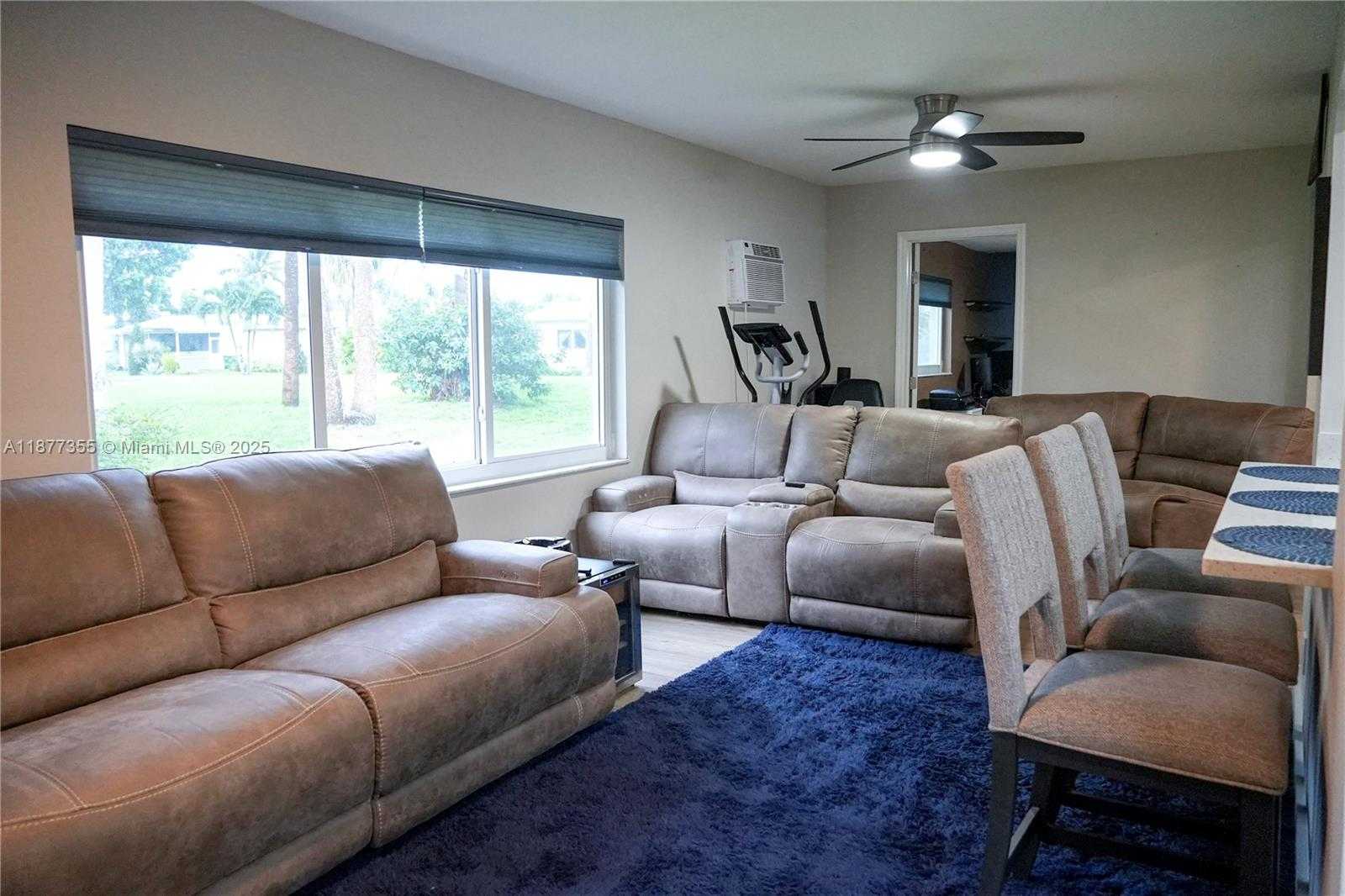 Small Image of 4401 NORTH WEST 45TH ST, Tamarac Number 11
