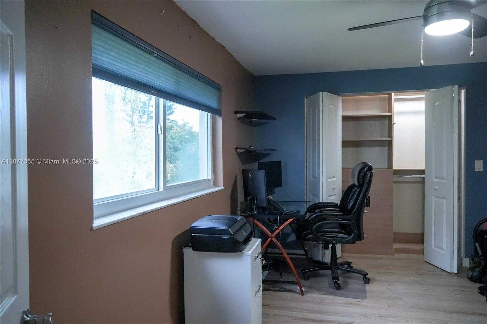 Small Image of 4401 NORTH WEST 45TH ST, Tamarac Number 23
