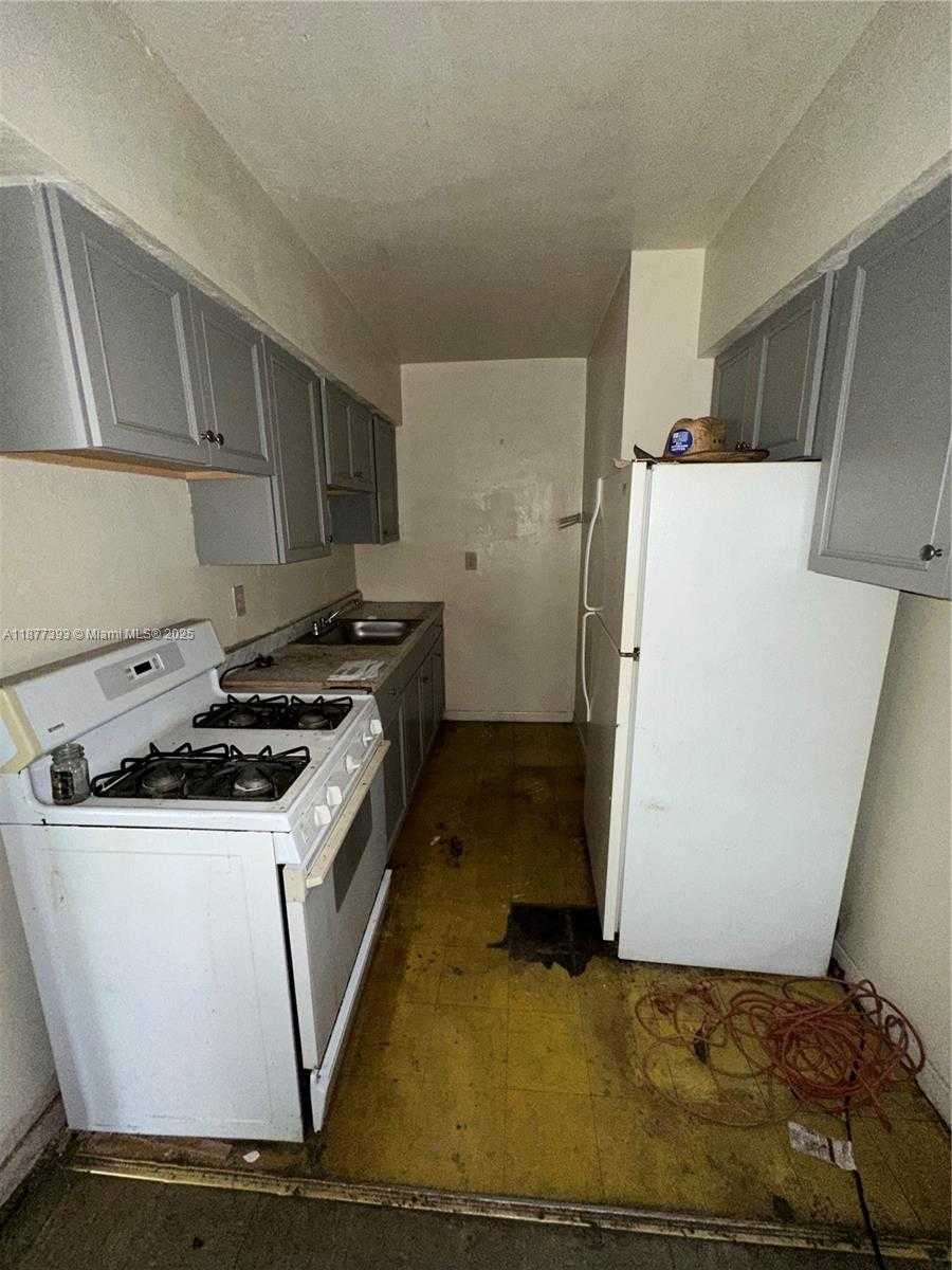 Small Image of 16441 NORTH WEST 18TH AVE, Miami Gardens Number 11