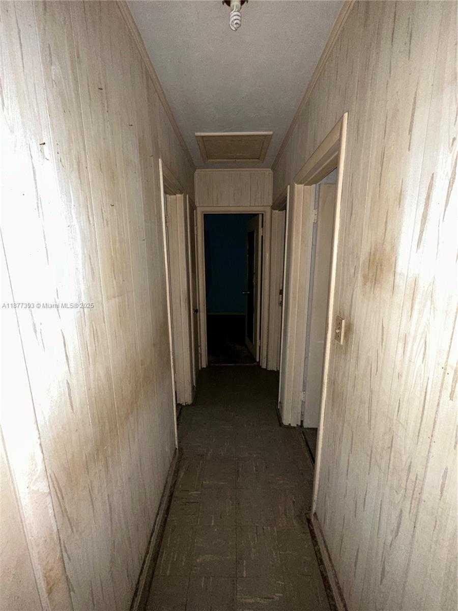Small Image of 16441 NORTH WEST 18TH AVE, Miami Gardens Number 16