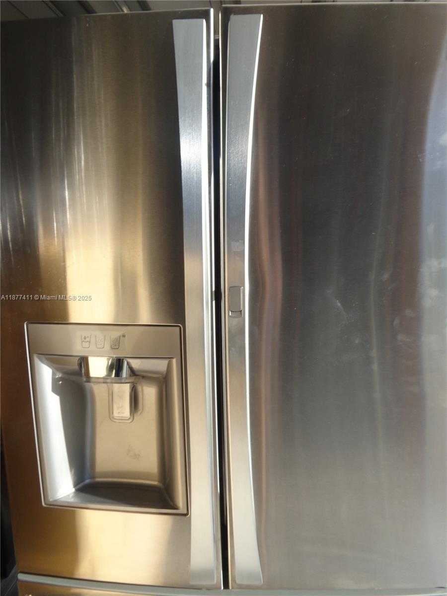 Small Image of 10020 DOMINICAN DR, Cutler Bay Number 11