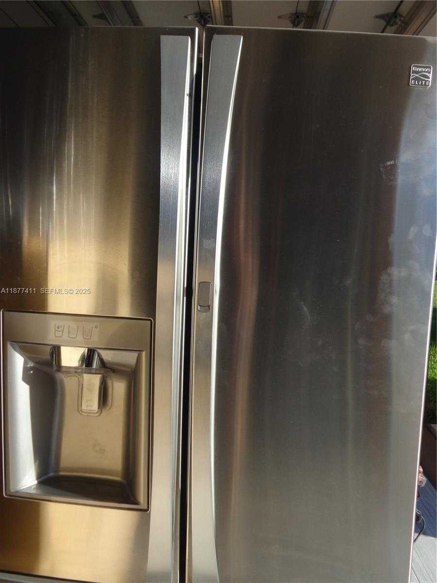 Small Image of 10020 DOMINICAN DR, Cutler Bay Number 14