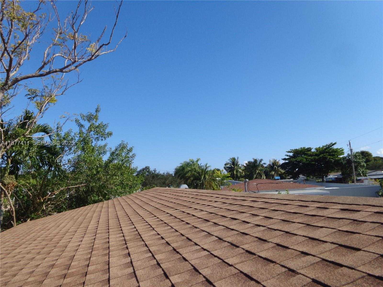 Small Image of 10020 DOMINICAN DR, Cutler Bay Number 17