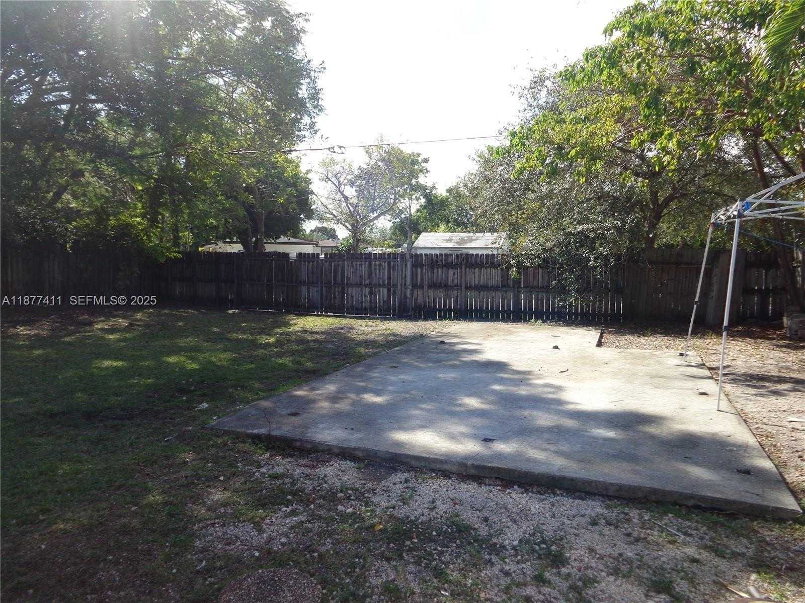 Small Image of 10020 DOMINICAN DR, Cutler Bay Number 19