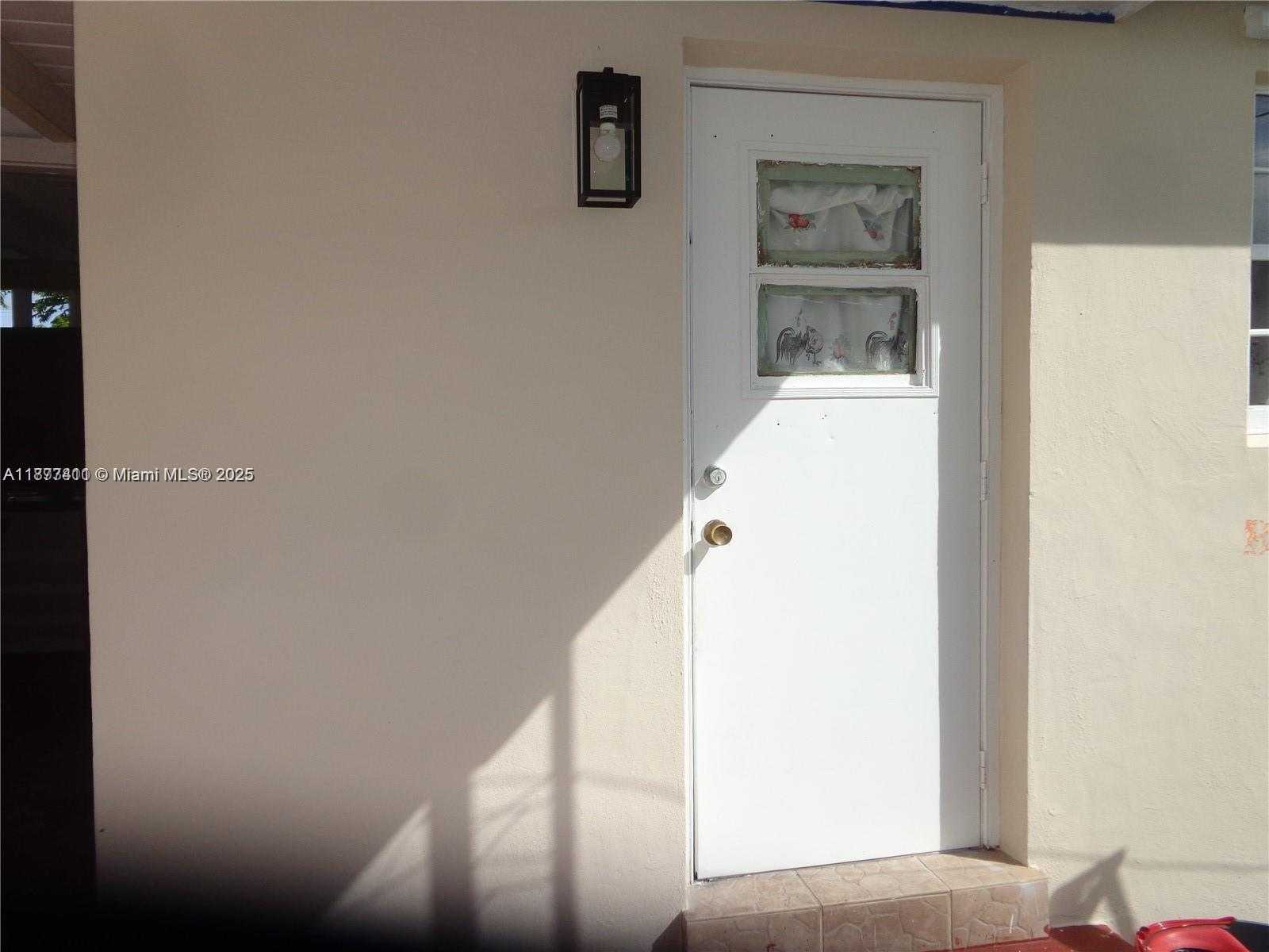 Small Image of 10020 DOMINICAN DR, Cutler Bay Number 3