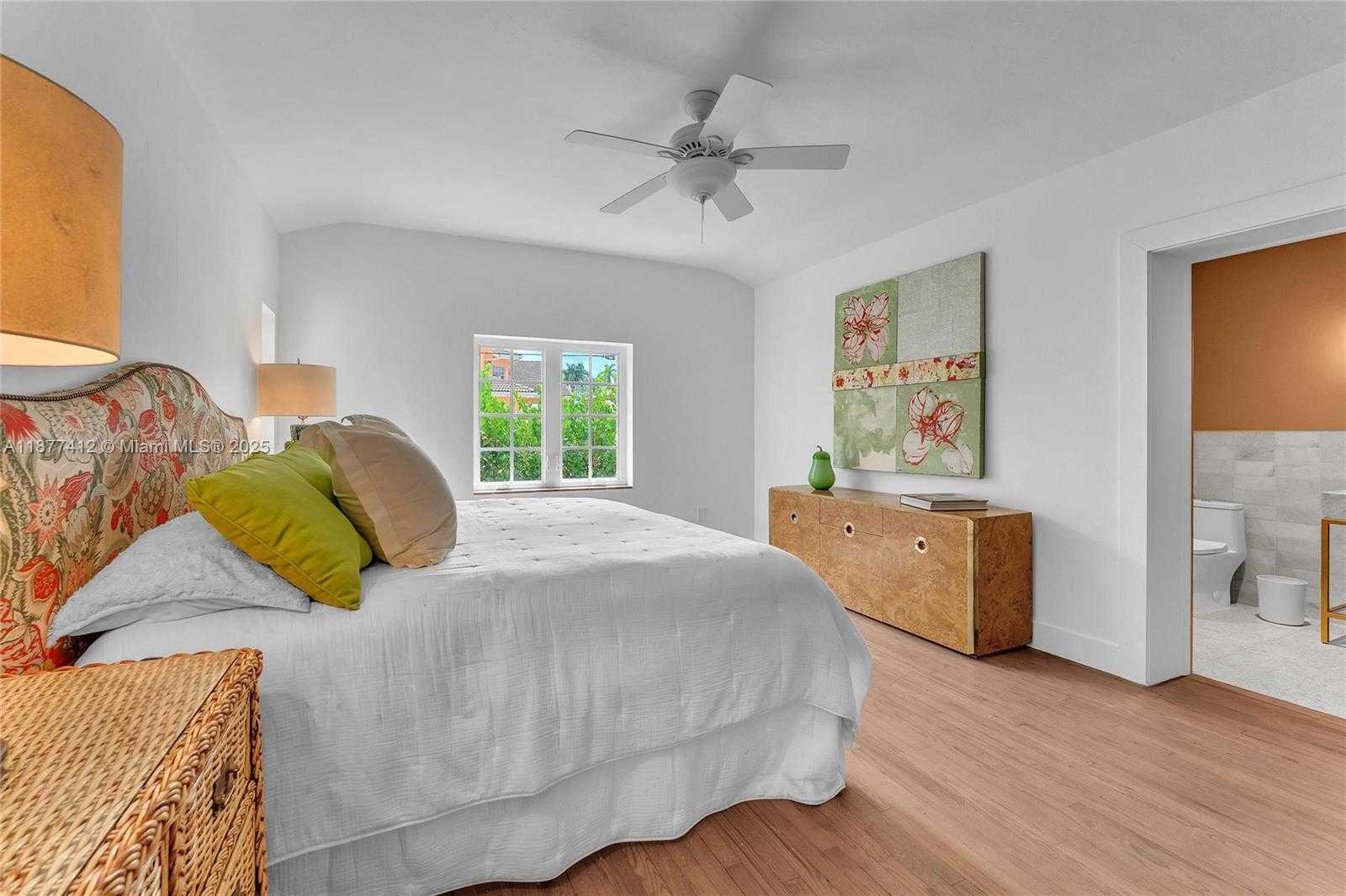 Small Image of 856 TYLER ST, Hollywood Number 34