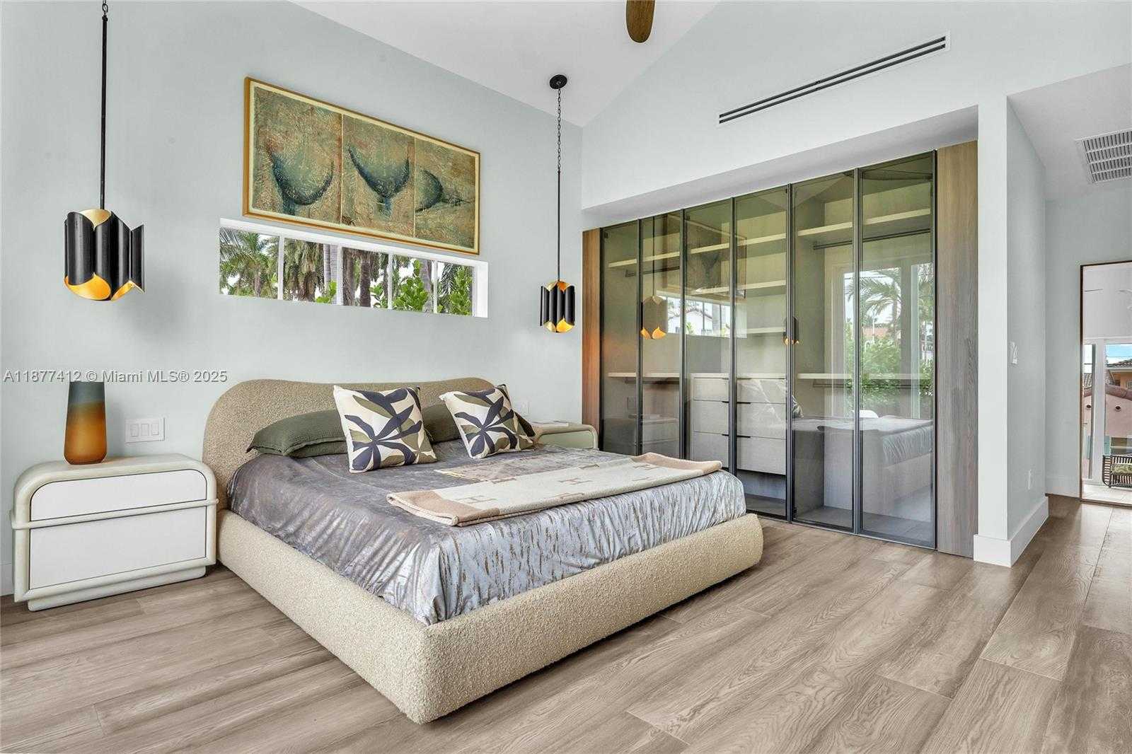 Small Image of 856 TYLER ST, Hollywood Number 5