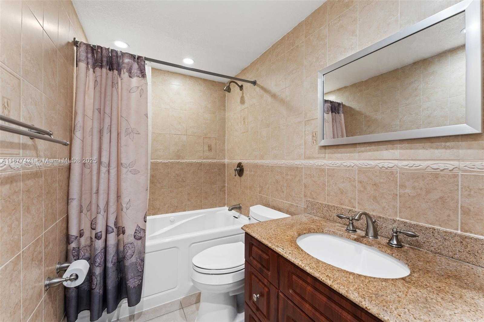 Small Image of 7025 WEST 19TH CT, Hialeah Number 16