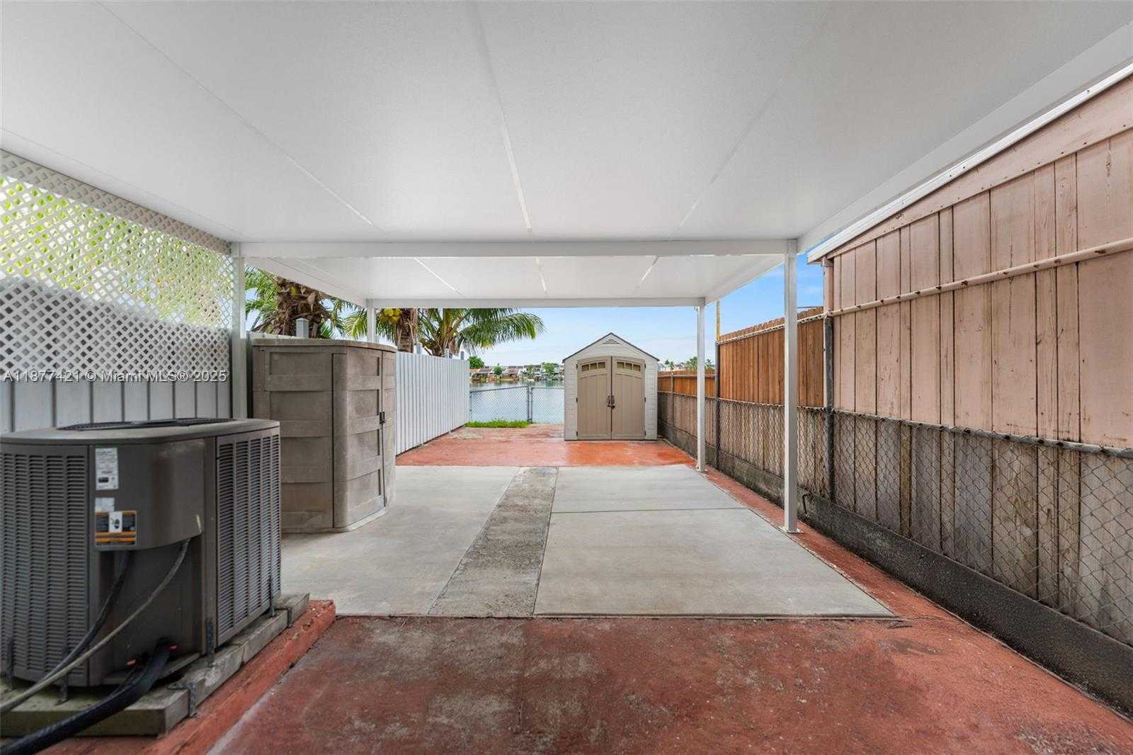 Small Image of 7025 WEST 19TH CT, Hialeah Number 22