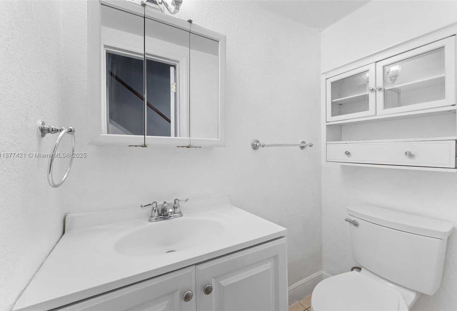 Small Image of 7025 WEST 19TH CT, Hialeah Number 5