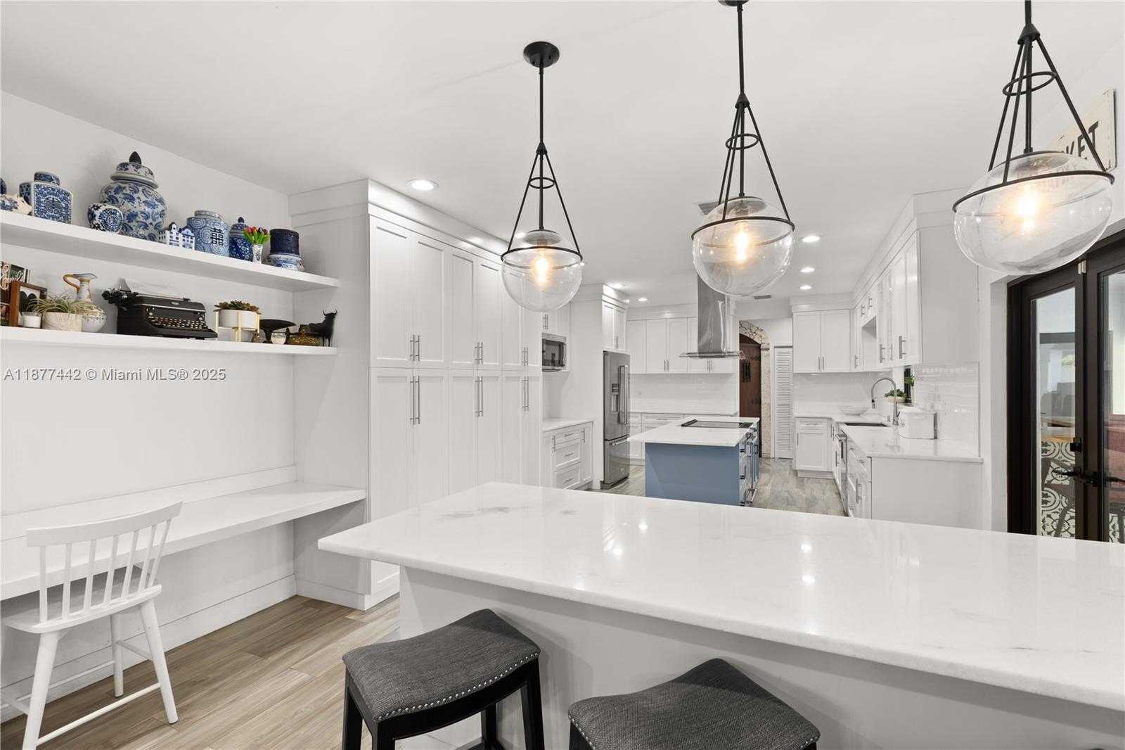 Small Image of 13505 SOUTH WEST 83RD CT, Pinecrest Number 17