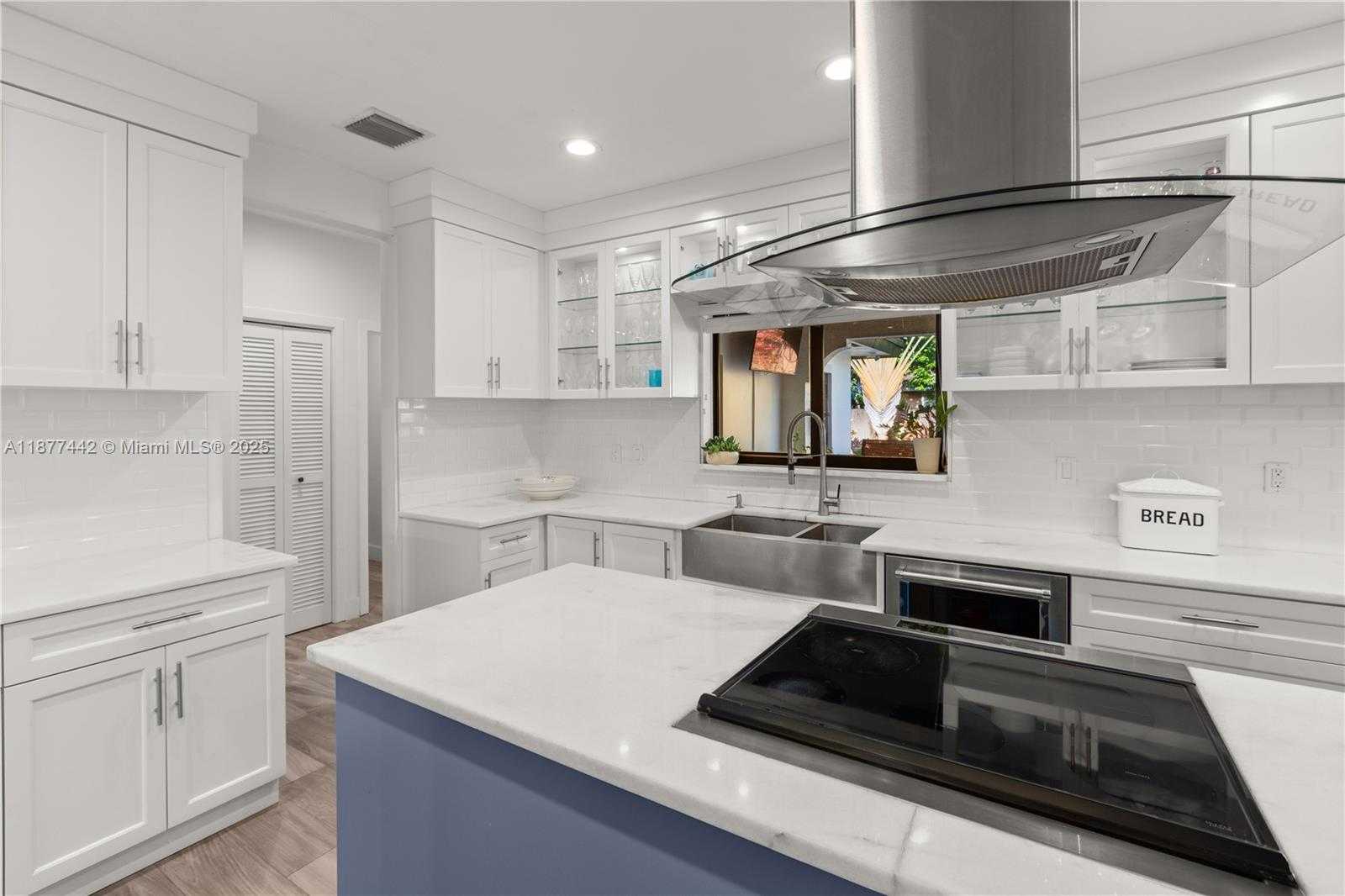 Small Image of 13505 SOUTH WEST 83RD CT, Pinecrest Number 22
