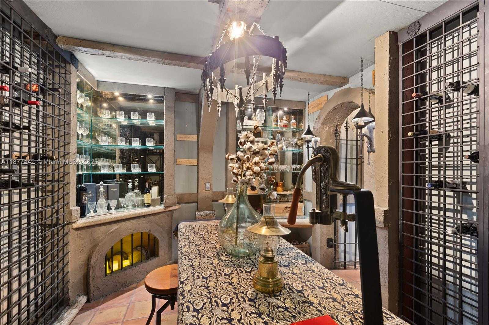 Small Image of 13505 SOUTH WEST 83RD CT, Pinecrest Number 28