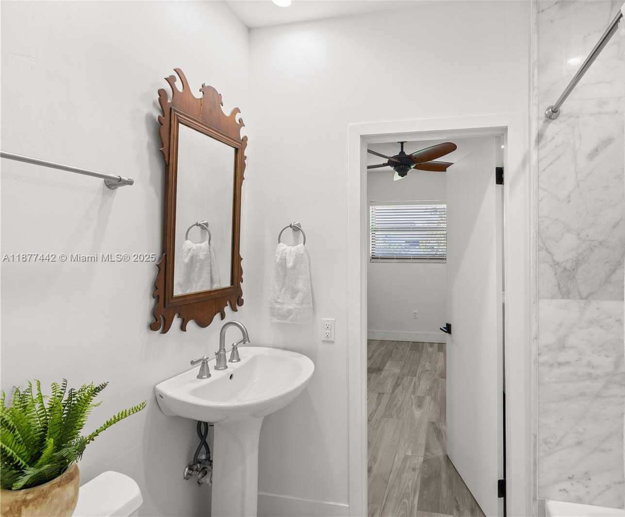 Small Image of 13505 SOUTH WEST 83RD CT, Pinecrest Number 29