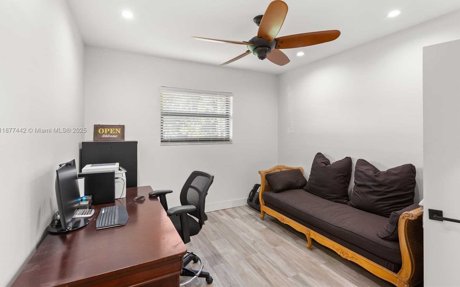 Small Image of 13505 SOUTH WEST 83RD CT, Pinecrest Number 31