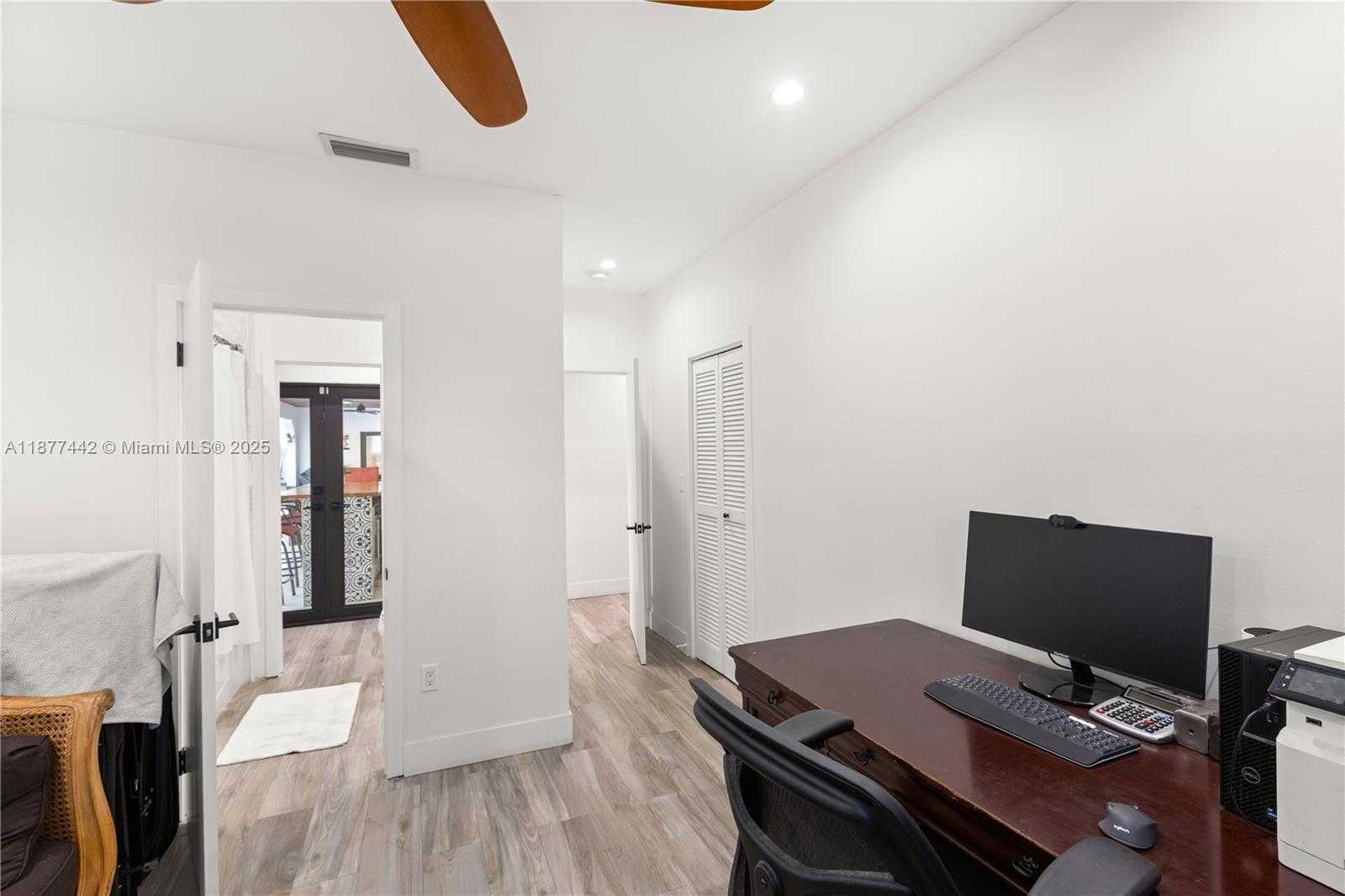 Small Image of 13505 SOUTH WEST 83RD CT, Pinecrest Number 32