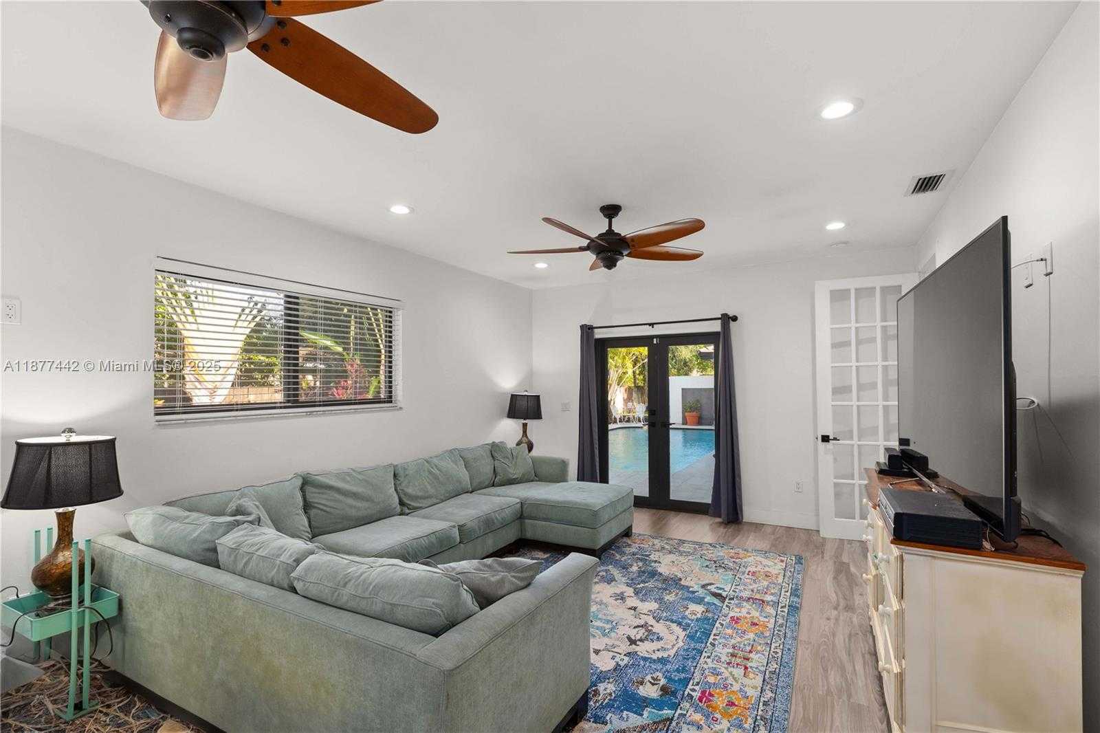 Small Image of 13505 SOUTH WEST 83RD CT, Pinecrest Number 34