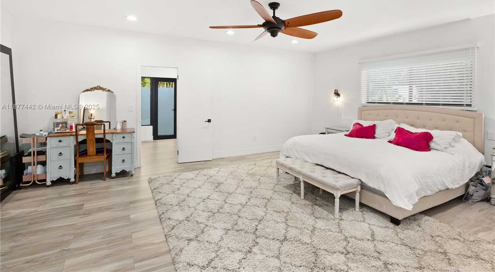 Small Image of 13505 SOUTH WEST 83RD CT, Pinecrest Number 40