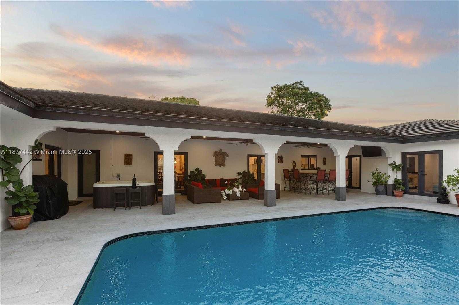 Small Image of 13505 SOUTH WEST 83RD CT, Pinecrest Number 50