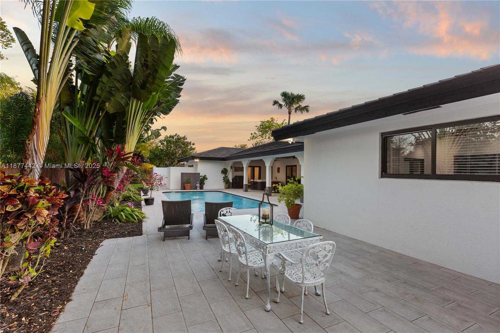 Small Image of 13505 SOUTH WEST 83RD CT, Pinecrest Number 52