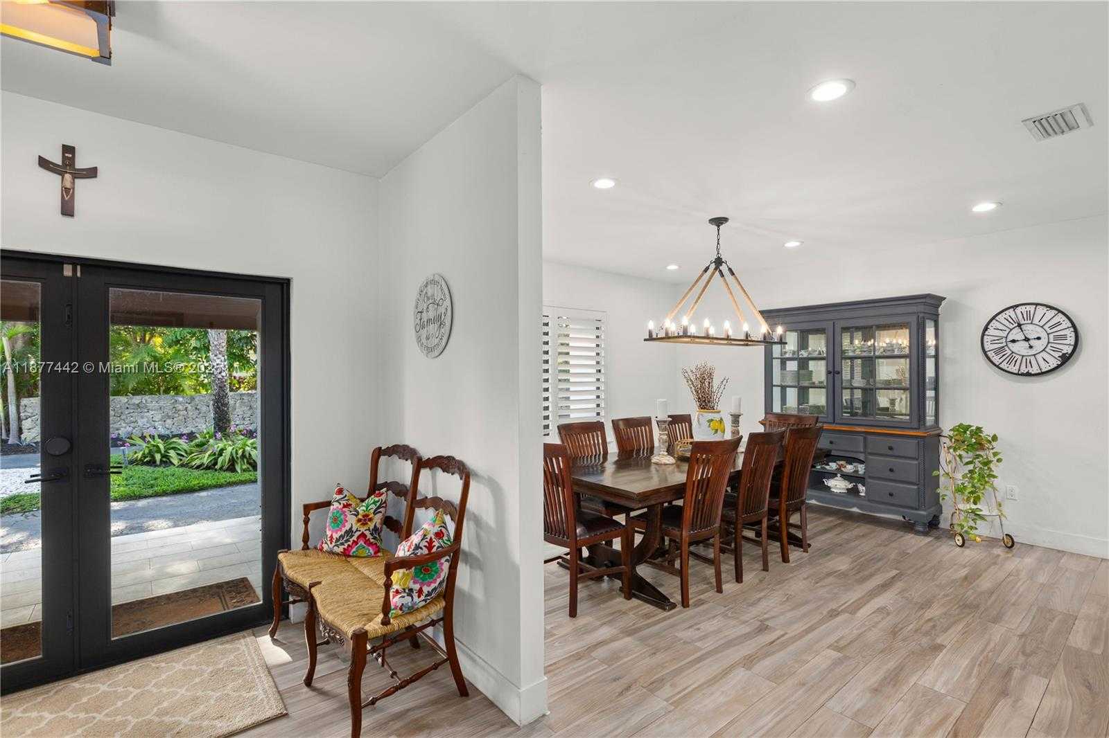 Small Image of 13505 SOUTH WEST 83RD CT, Pinecrest Number 9