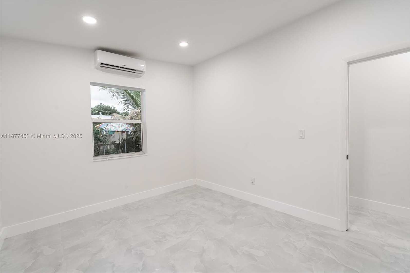 Small Image of 4041 NORTH EAST 15TH TER, Pompano Beach Number 12