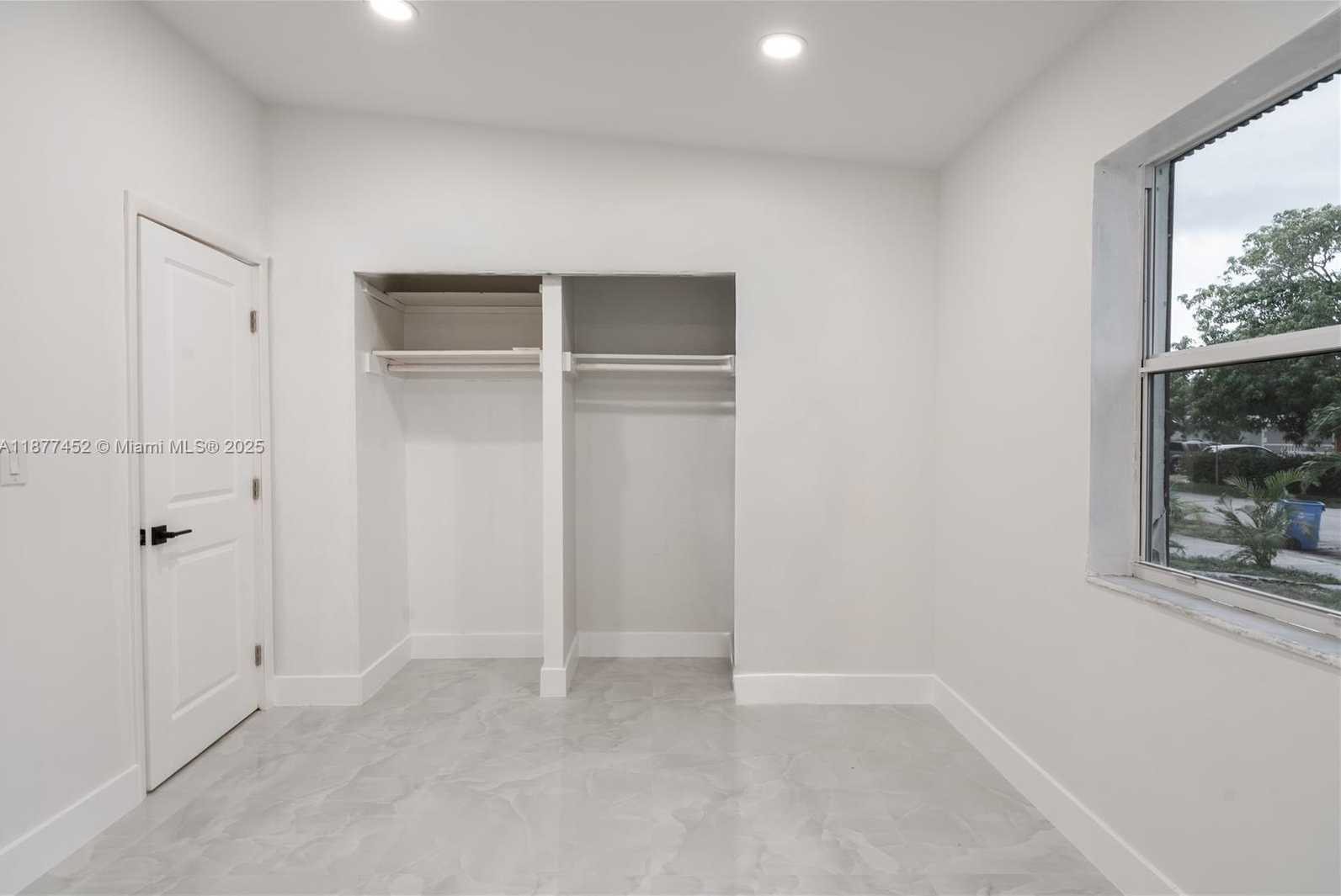 Small Image of 4041 NORTH EAST 15TH TER, Pompano Beach Number 16