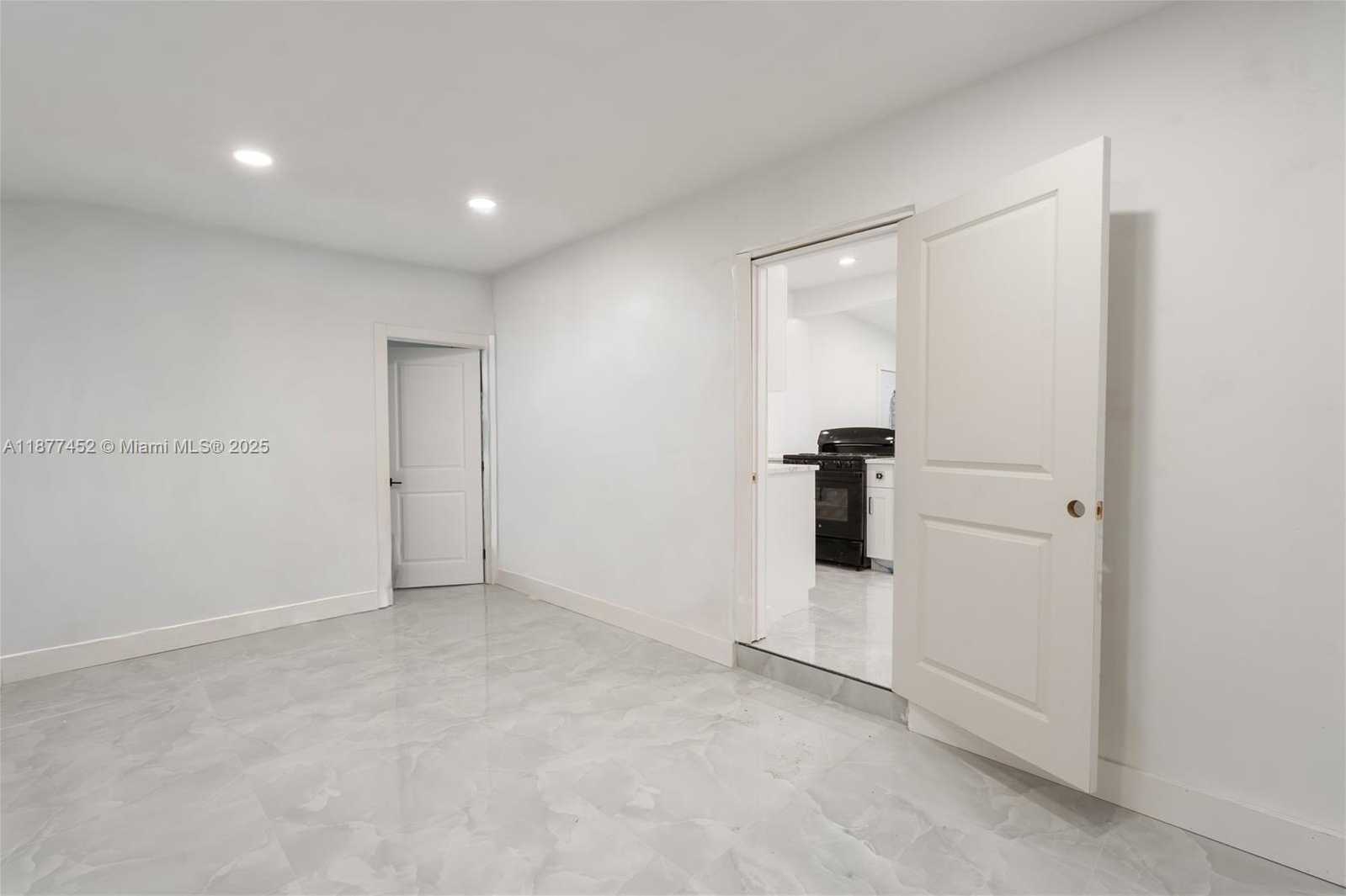 Small Image of 4041 NORTH EAST 15TH TER, Pompano Beach Number 18