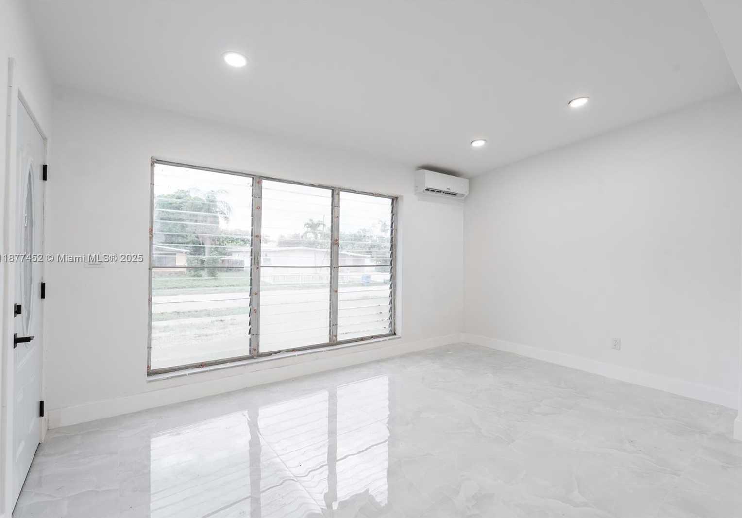 Small Image of 4041 NORTH EAST 15TH TER, Pompano Beach Number 5