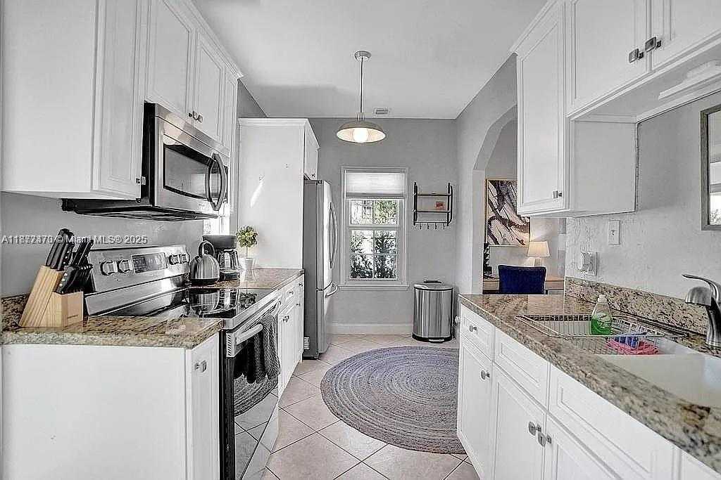 Small Image of 8900 HARDING AVE, Surfside Number 11