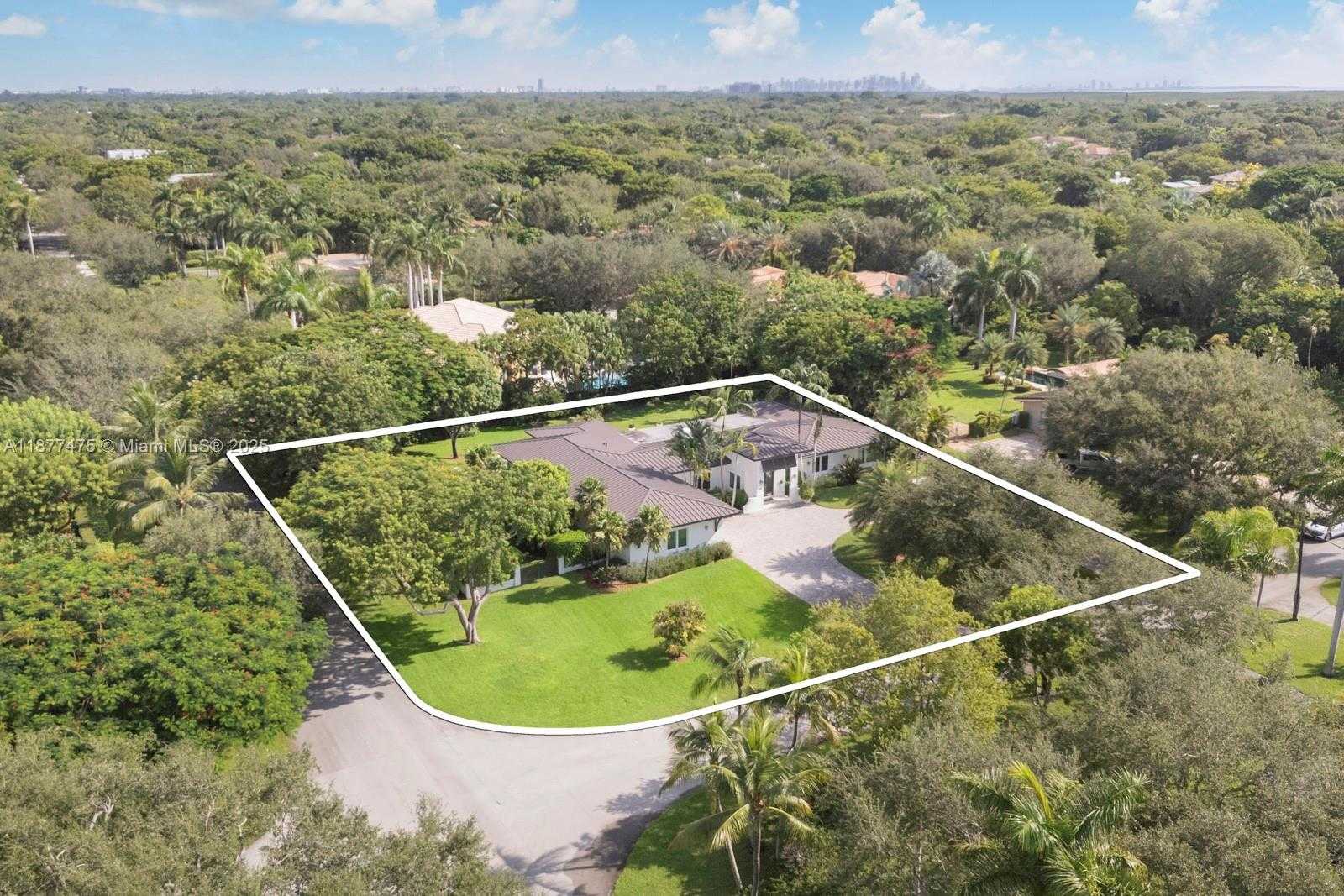 Small Image of 6195 SOUTH WEST 133RD ST, Pinecrest Number 46