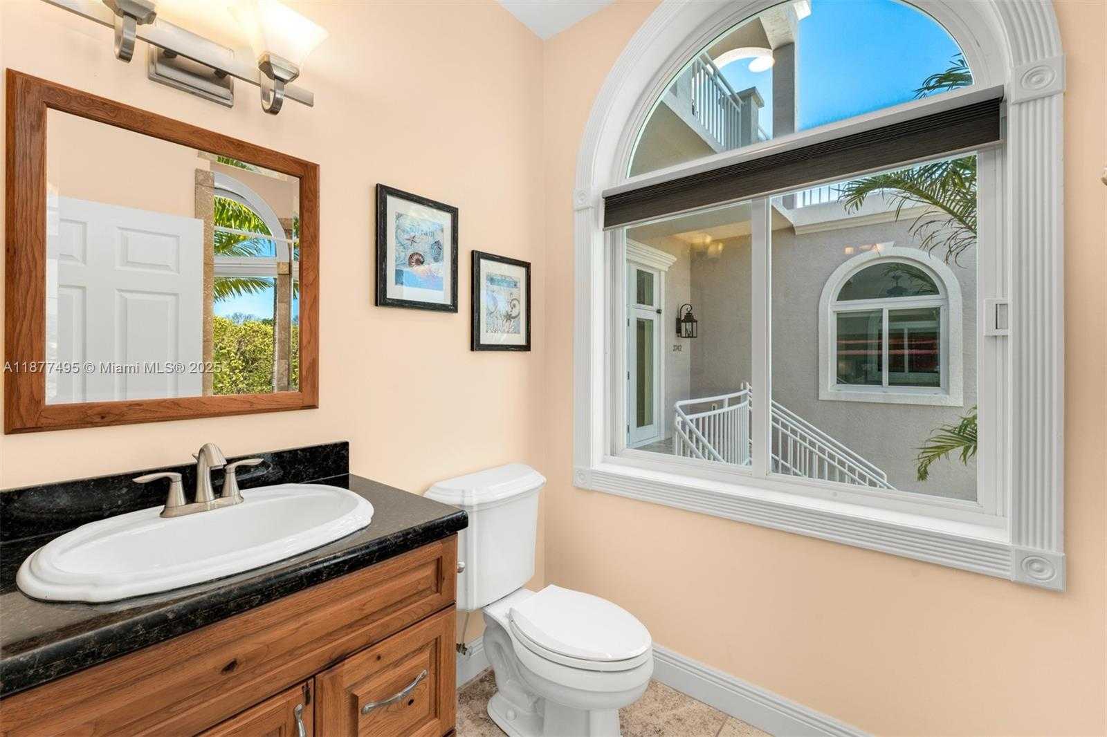 Small Image of 3742 SEAGRAPE ST, Big Pine Number 16