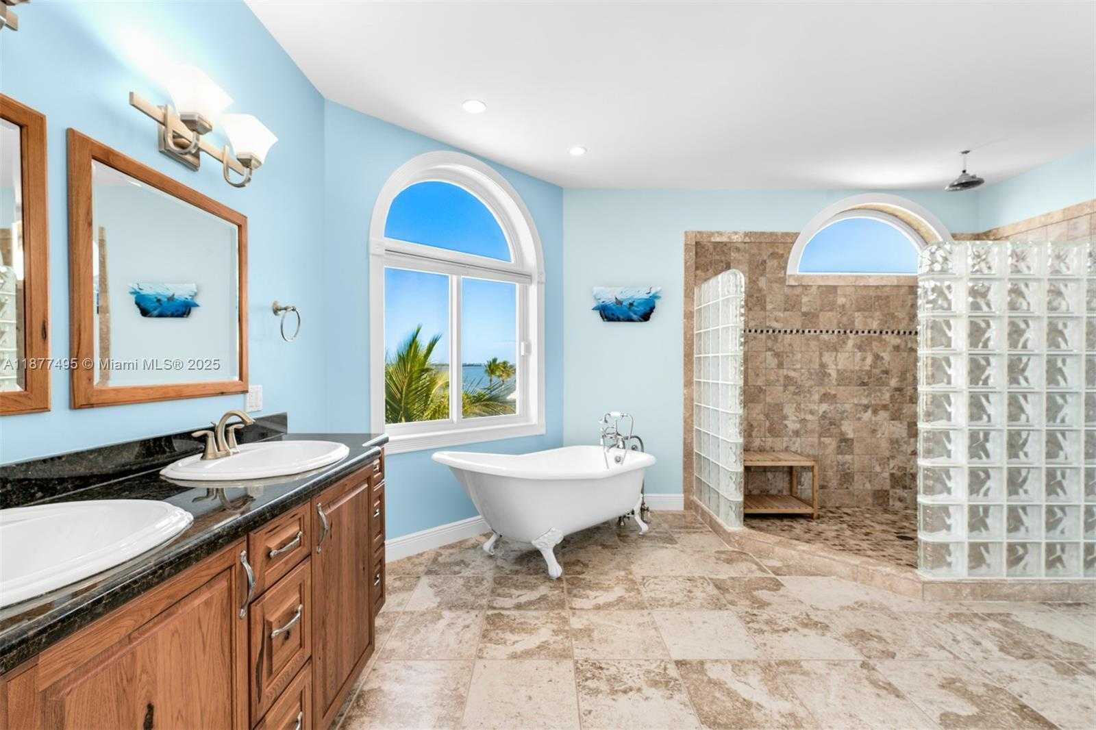 Small Image of 3742 SEAGRAPE ST, Big Pine Number 25