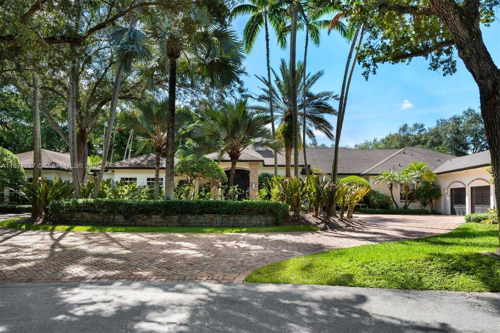 Small Image of 9325 SOUTH WEST 59TH PL, Pinecrest Number 16
