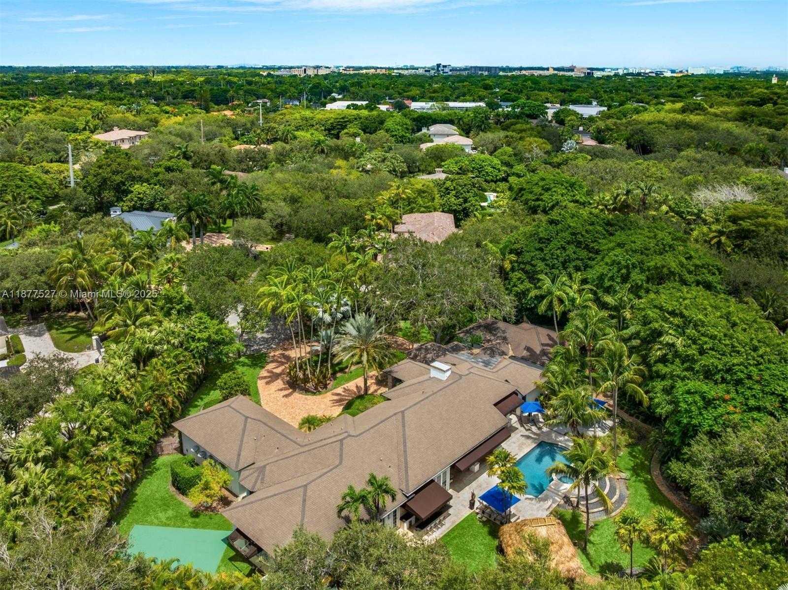 Small Image of 9325 SOUTH WEST 59TH PL, Pinecrest Number 17