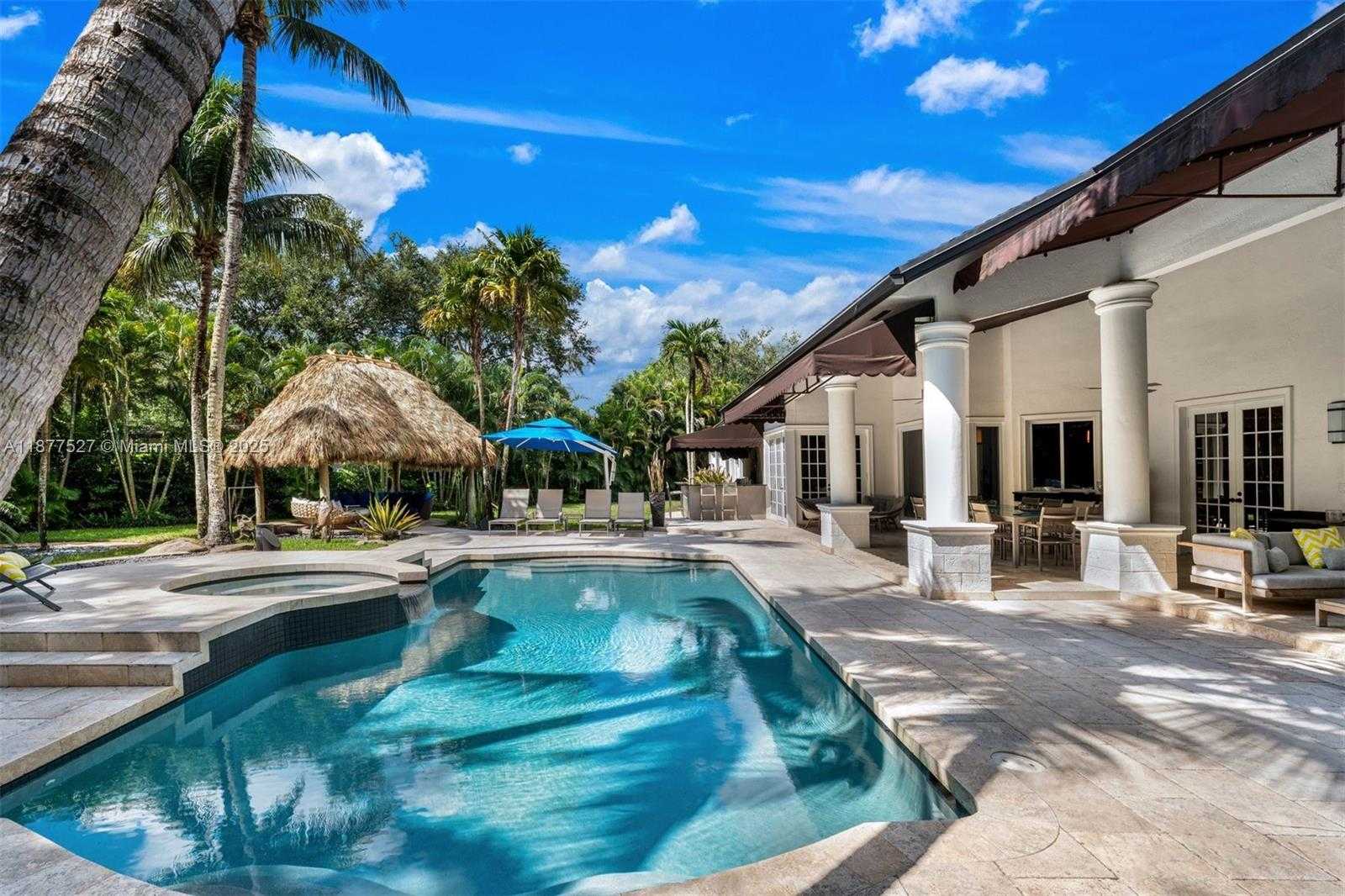 Small Image of 9325 SOUTH WEST 59TH PL, Pinecrest Number 2