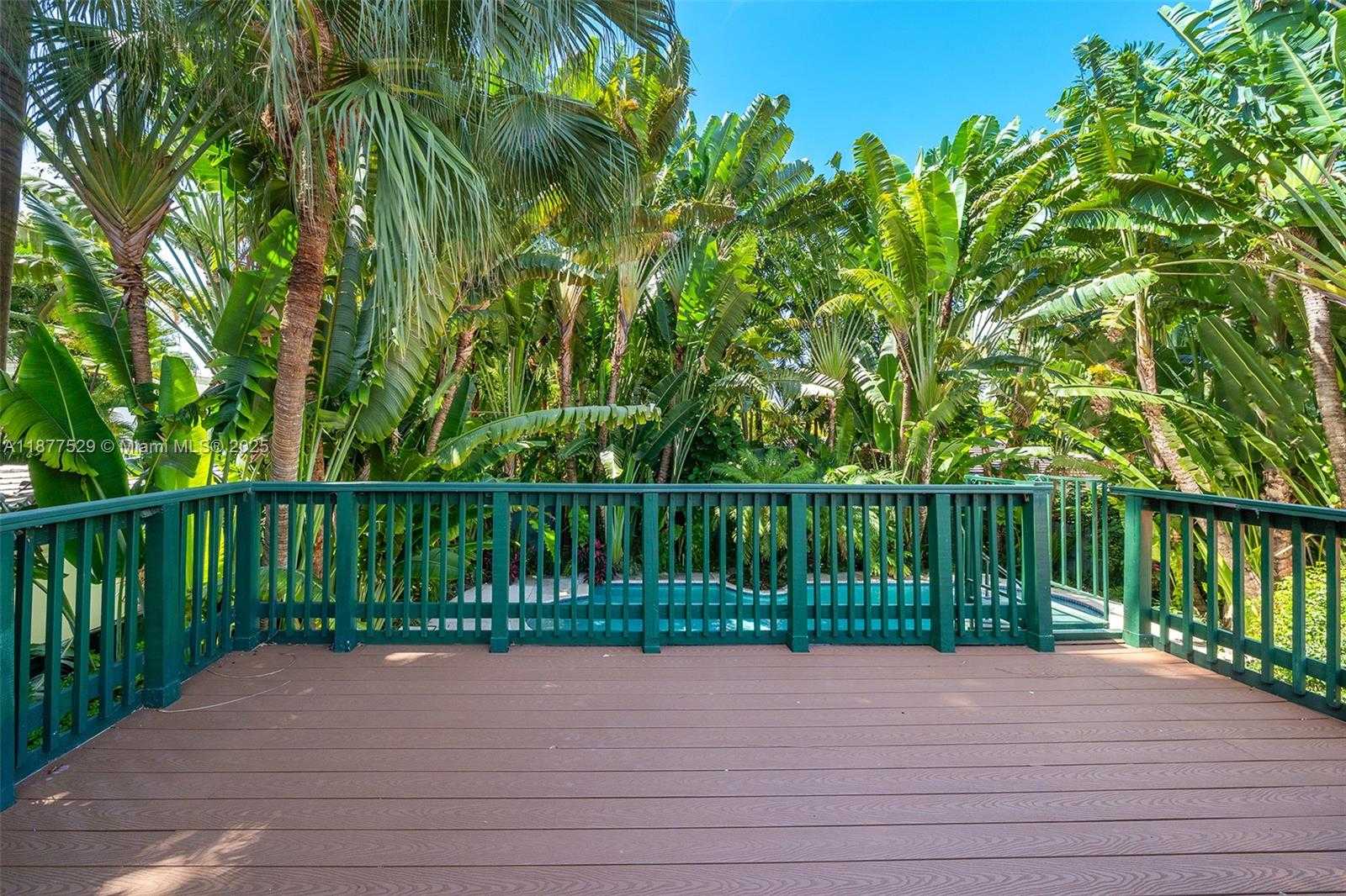 Small Image of 114 1ST RIVO ALTO TER, Miami Beach Number 13