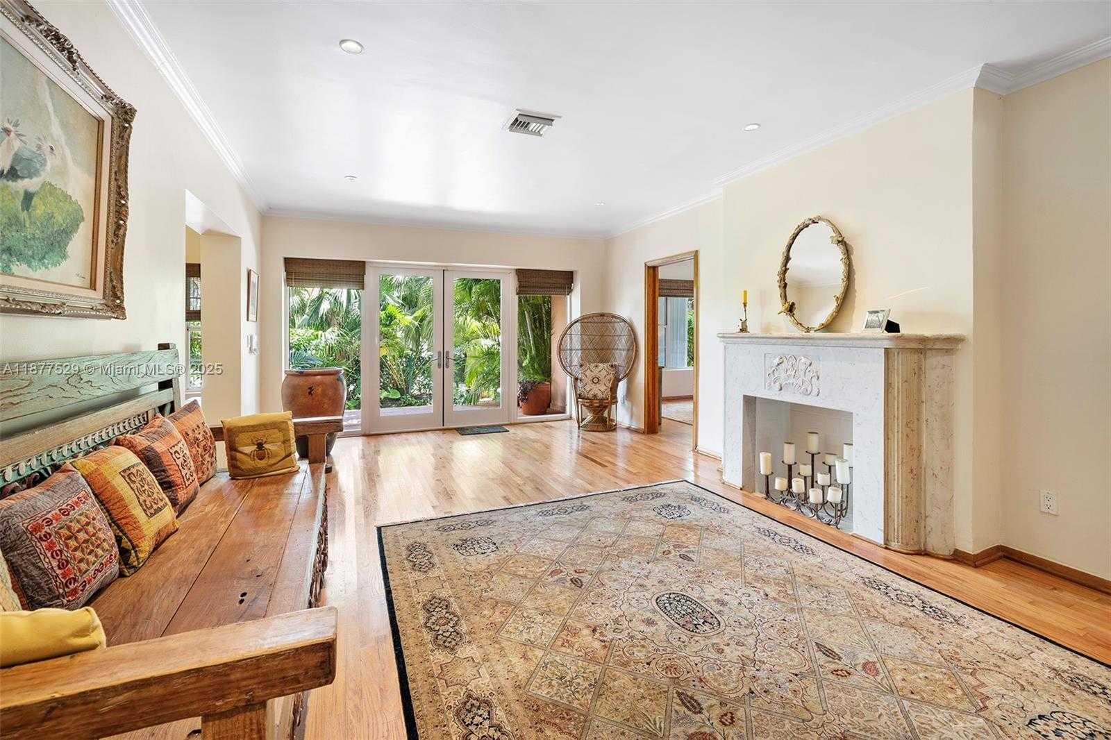 Small Image of 114 1ST RIVO ALTO TER, Miami Beach Number 6